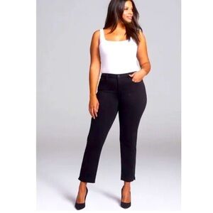 Nydj Curves 360 Straight Ankle Jeans in Black
